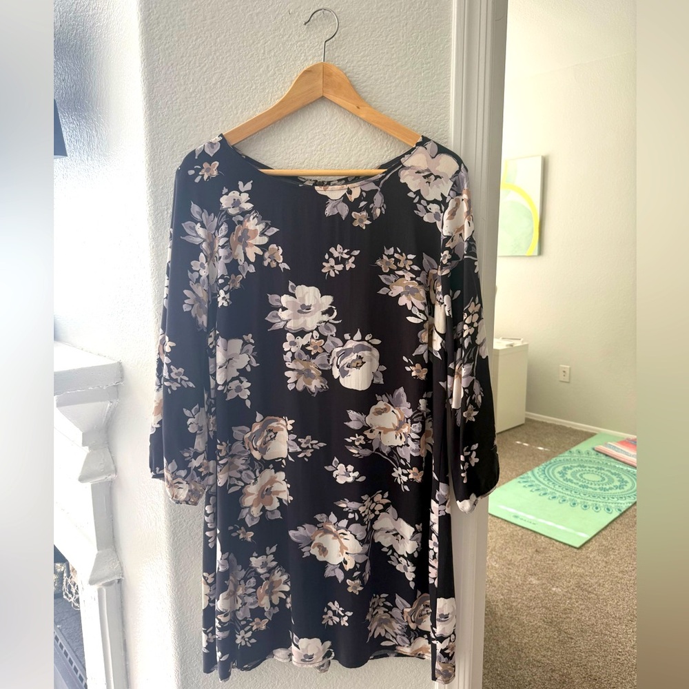 Old Navy Large Navy Floral Midi Dress